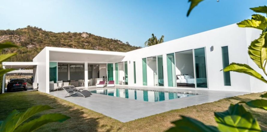 Villa à Hua Hin, Thaïlande 4 chambres № 156363