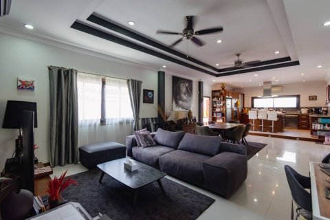 Вилла в Хуа Хине, Таиланд с 3 спальнями  № 156364 - фото 10