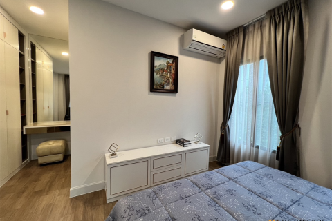 Maison à Bangkok, Thaïlande 4 chambres № 189132