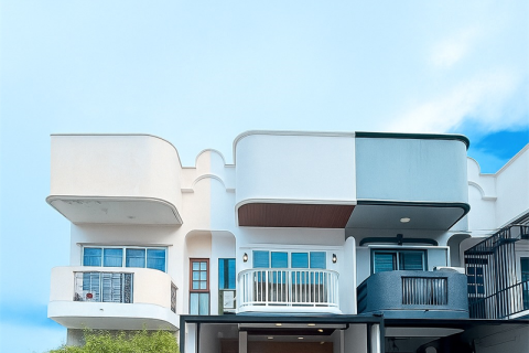 Townhouse in Bangkok, Thailand 2 bedrooms № 208618