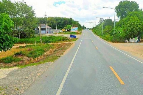 Land in Rayong, Thailand 32000 sq.m. № 153055 - photo 2