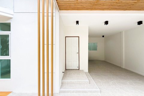 Таунхаус в Пхукете, Таиланд с 3 спальнями  № 153052 - фото 2