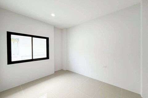 House in Phuket, Thailand 3 bedrooms № 153057 - photo 15