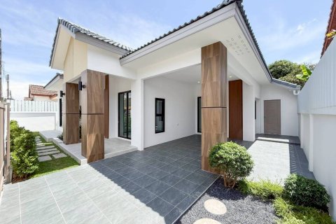 House in Phuket, Thailand 3 bedrooms № 153057 - photo 3