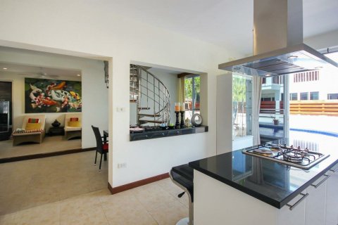 Villa in Hua Hin, Thailand 4 Schlafzimmer № 222142 - Foto 9