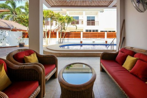 Villa in Hua Hin, Thailand 4 Schlafzimmer № 222142 - Foto 6