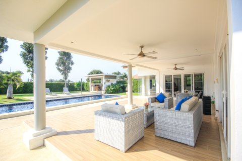 Villa in Hua Hin, Thailand 3 Schlafzimmer № 222144 - Foto 18
