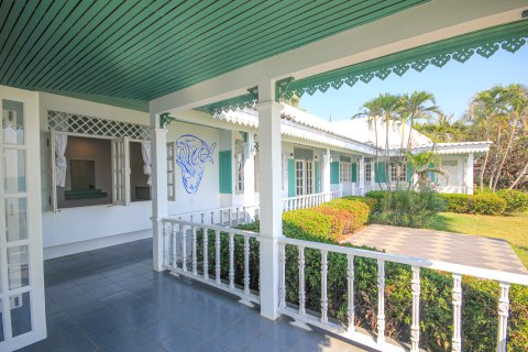 Villa in Pran Buri, Thailand 6 Schlafzimmer № 222145 - Foto 13
