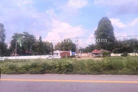 Land in Pattaya, Thailand 17600 sq.m. № 169080 - photo 8