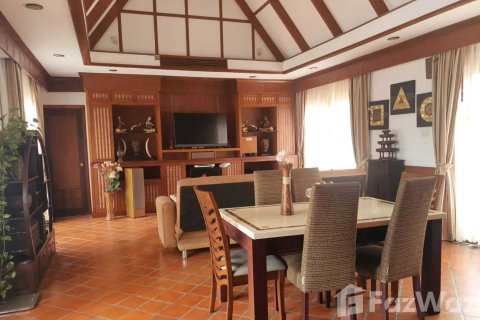Villa in Phuket, Thailand 4 bedrooms № 169082 - photo 7
