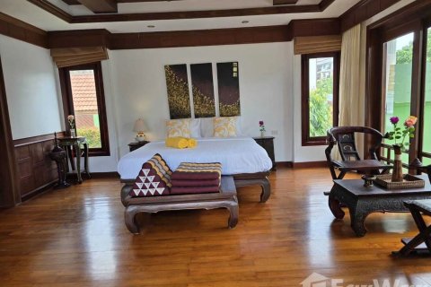 Villa in Phuket, Thailand 4 bedrooms № 169082 - photo 11