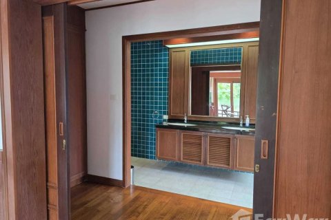 Villa in Phuket, Thailand 4 bedrooms № 169082 - photo 10