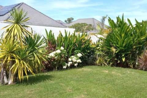 Villa in Hua Hin, Thailand 3 bedrooms № 157429 - photo 9