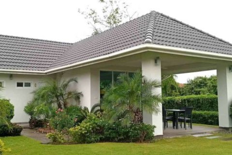 Villa in Hua Hin, Thailand 3 bedrooms № 157429 - photo 8