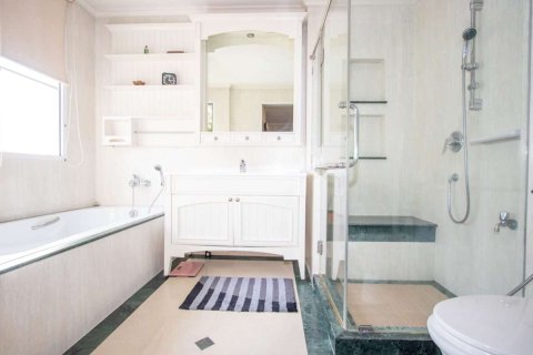 House in Chiang Mai, Thailand 4 bedrooms № 121747 - photo 25