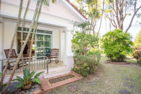 House in Chiang Mai, Thailand 4 bedrooms № 121747 - photo 9