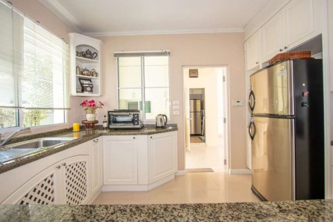 House in Chiang Mai, Thailand 4 bedrooms № 121747 - photo 5