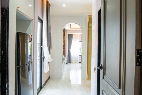 House in Pattaya, Thailand 4 bedrooms № 154895 - photo 18