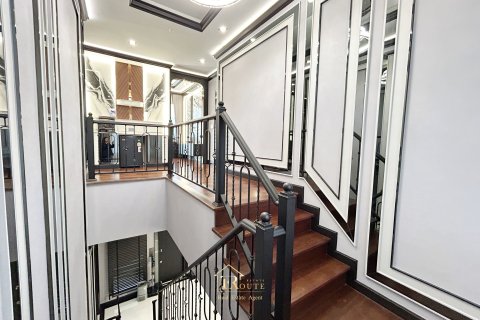 Maison à Pathum Thani, Thaïlande 4 chambres № 154892 - photo 29