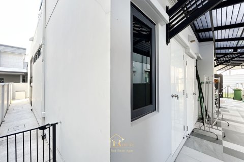 Maison à Pathum Thani, Thaïlande 4 chambres № 154892 - photo 27