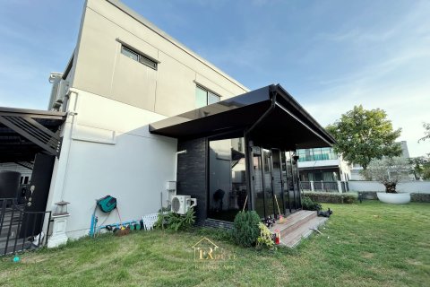 Maison à Pathum Thani, Thaïlande 4 chambres № 154892 - photo 5