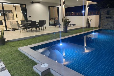 House in Hua Hin, Thailand 3 bedrooms № 154897 - photo 25