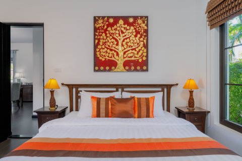 Villa in Hua Hin, Thailand 4 bedrooms № 145939 - photo 28