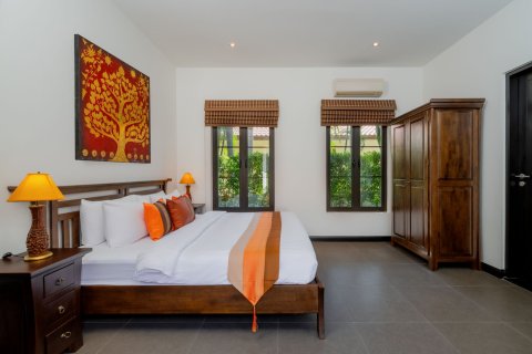 Villa in Hua Hin, Thailand 4 bedrooms № 145939 - photo 29