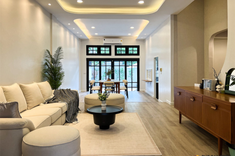 Townhouse in Bangkok, Thailand 6 bedrooms № 190457 - photo 16