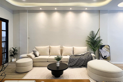 Townhouse in Bangkok, Thailand 6 bedrooms № 190457 - photo 4