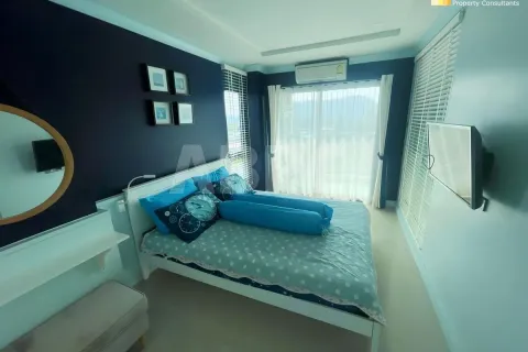 Condominio de 1 dormitorio en Pattaya, Tailandia № 212067 - foto 4