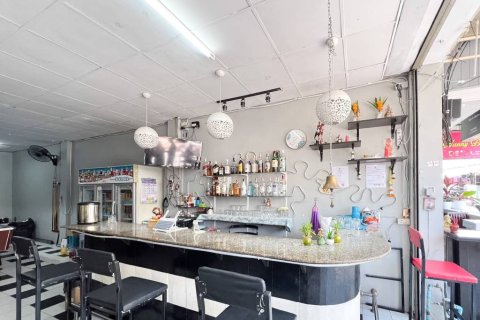 Townhouse in Hua Hin, Thailand 4 bedrooms № 172689 - photo 5