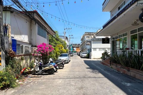 Townhouse in Hua Hin, Thailand 4 bedrooms № 172689 - photo 4