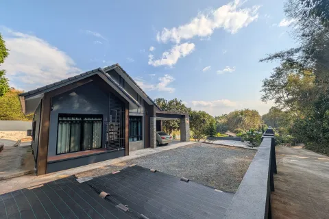 House in Mae Chan, Thailand 3 bedrooms № 160377 - photo 11