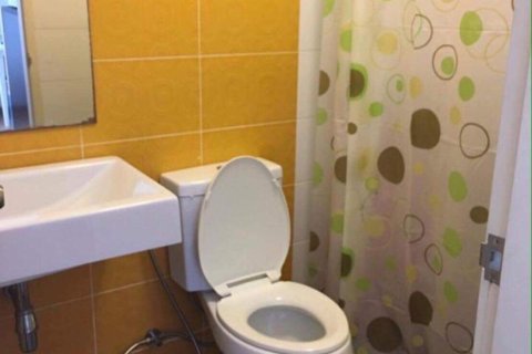 Condominio de 1 dormitorio en Pattaya, Tailandia № 204365 - foto 5