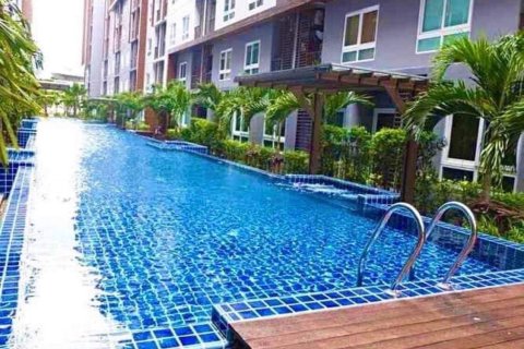 Condominio de 1 dormitorio en Pattaya, Tailandia № 204365 - foto 4