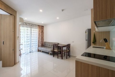 Condo in Pattaya, Thailand, 1 bedroom  № 204363 - photo 4