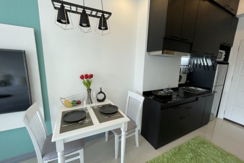 สตูดิโอในคอนโดมิเนียมในจอมเทียน, พัทยา, ประเทศไทย № 204367 - รูปถ่าย 4