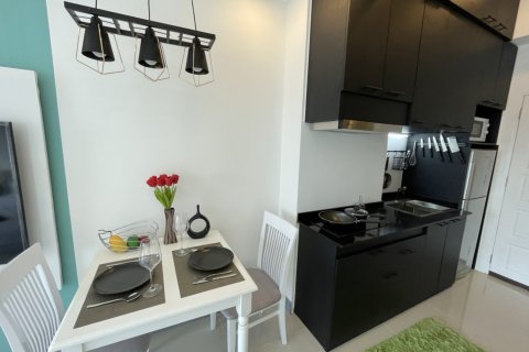 สตูดิโอในคอนโดมิเนียมในจอมเทียน, พัทยา, ประเทศไทย № 204367 - รูปถ่าย 6