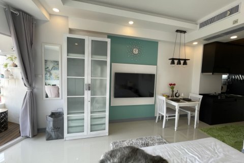 สตูดิโอในคอนโดมิเนียมในจอมเทียน, พัทยา, ประเทศไทย № 204367 - รูปถ่าย 13