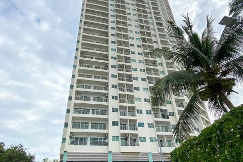 สตูดิโอในคอนโดมิเนียมในพัทยา, ประเทศไทย № 204364 - รูปถ่าย 16