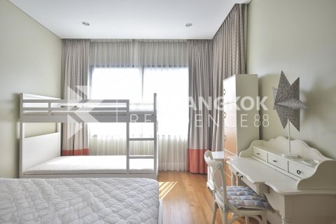 Condominio de 3 dormitorios en Bangkok, Tailandia № 210205 - foto 6