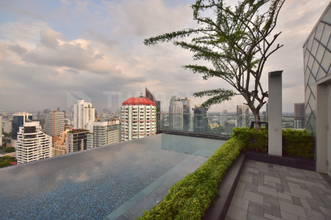 Condominio de 2 dormitorios en Bangkok, Tailandia № 210207 - foto 8