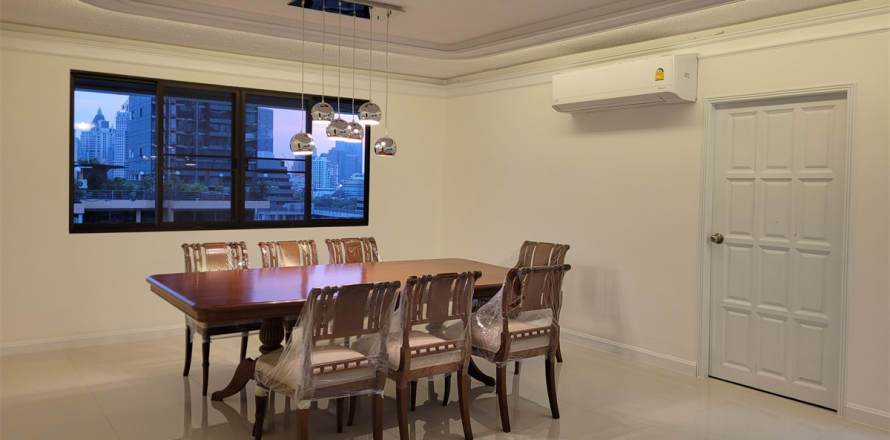 Appartement à Bangkok, Thaïlande 3 chambres № 210210