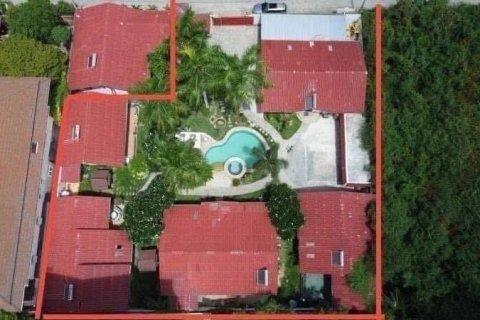 Дом в Паттайе, Таиланд с 10 спальнями № 154370 - фото 4