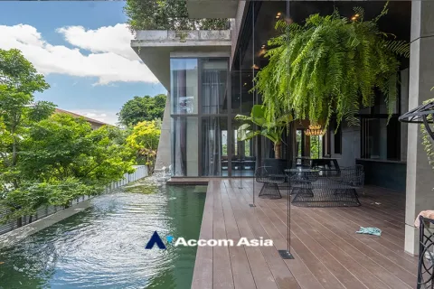 Maison à Watthana, Bangkok, Thaïlande 5 chambres № 215534