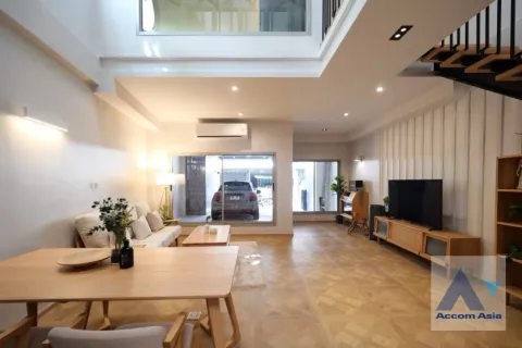 Reihenhaus in Watthana, Bangkok, Thailand 3 Schlafzimmer № 215535 - Foto 3