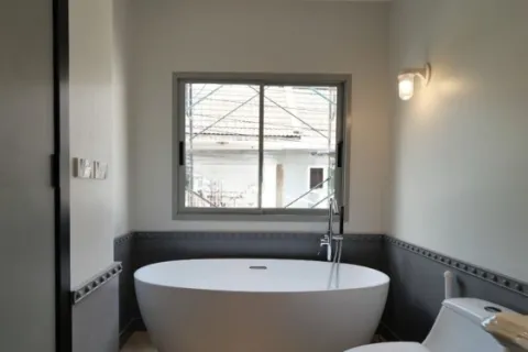 Reihenhaus in Watthana, Bangkok, Thailand 3 Schlafzimmer № 215535 - Foto 14