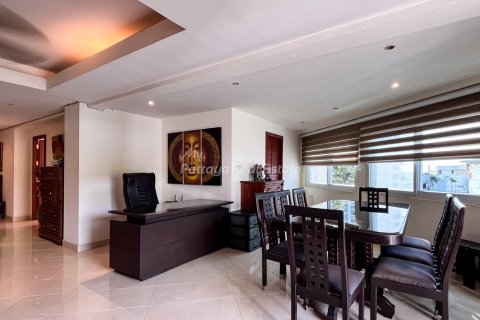 Condo in Pattaya, Thailand, 2 bedrooms  № 156763 - photo 11
