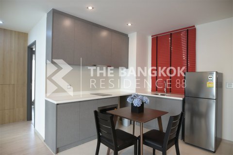 Condo in Bangkok, Thailand, 2 bedrooms  № 184275 - photo 4